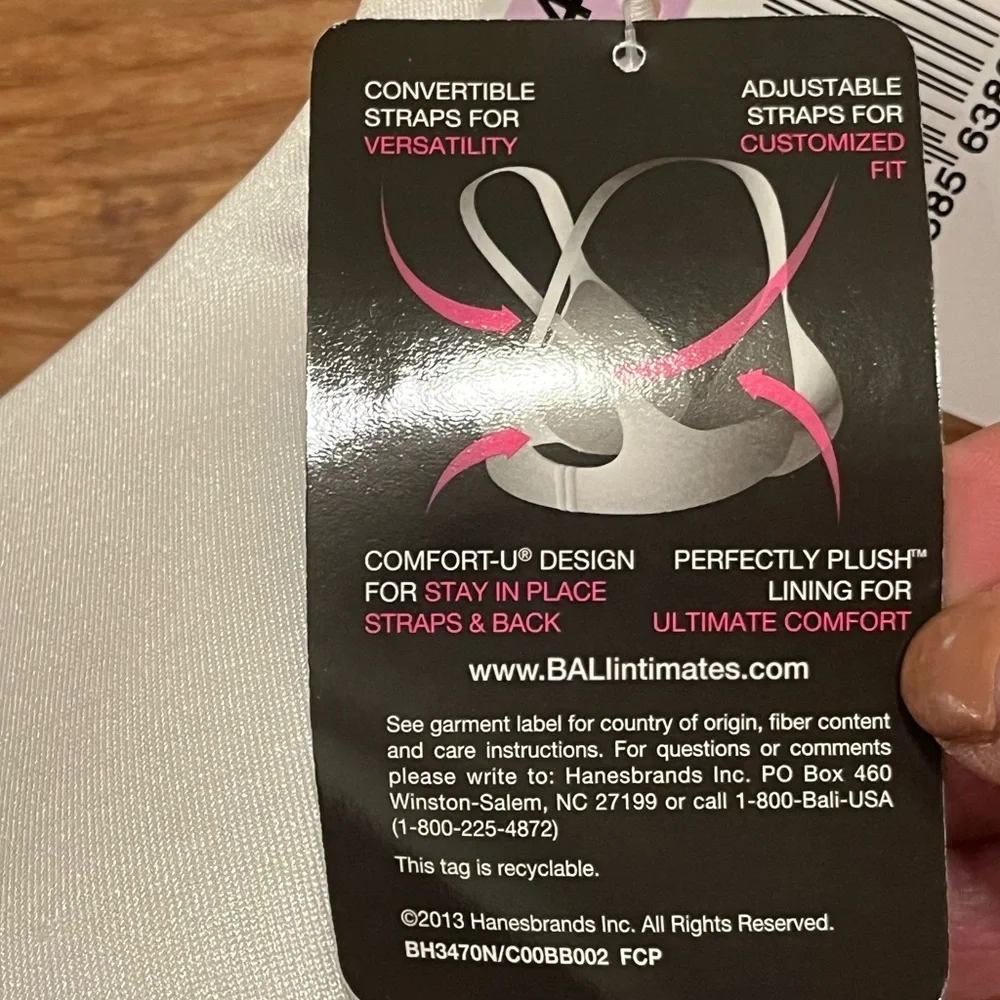NWT! Bali One Smooth U Back Smoothing Underwire Bra 3470 – 42D (White)